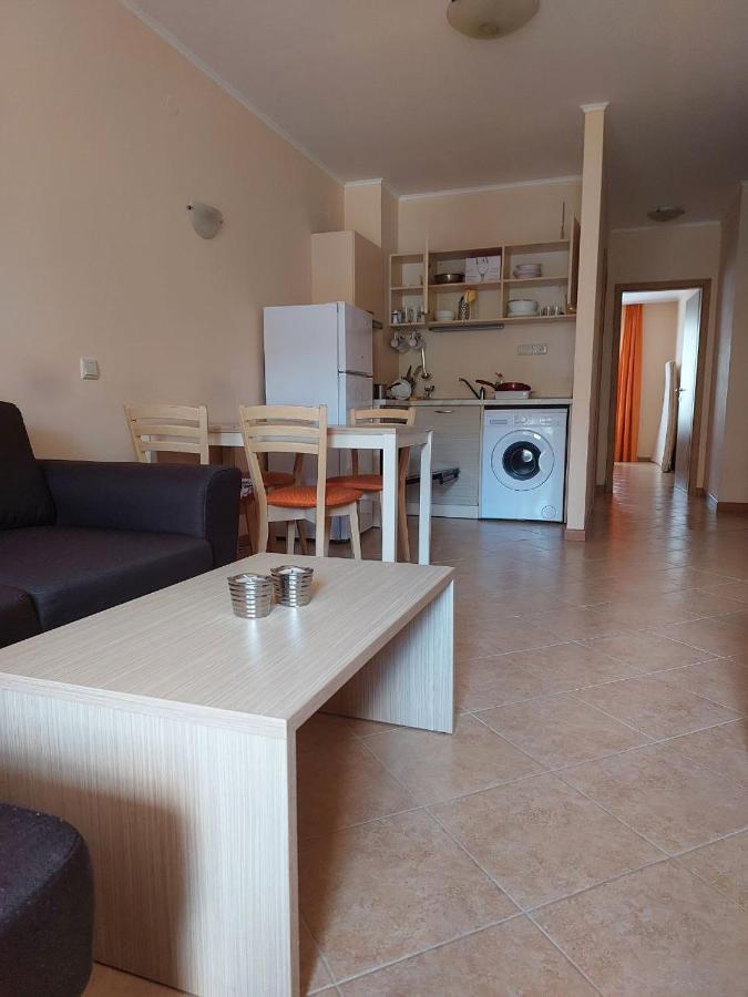Royal Sun, 6 People, 600 M From The Sea Apartment Sunny Beach Exterior foto